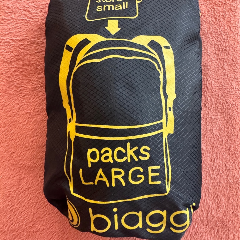 BIAGGI Black and Yellow Packable Backpack